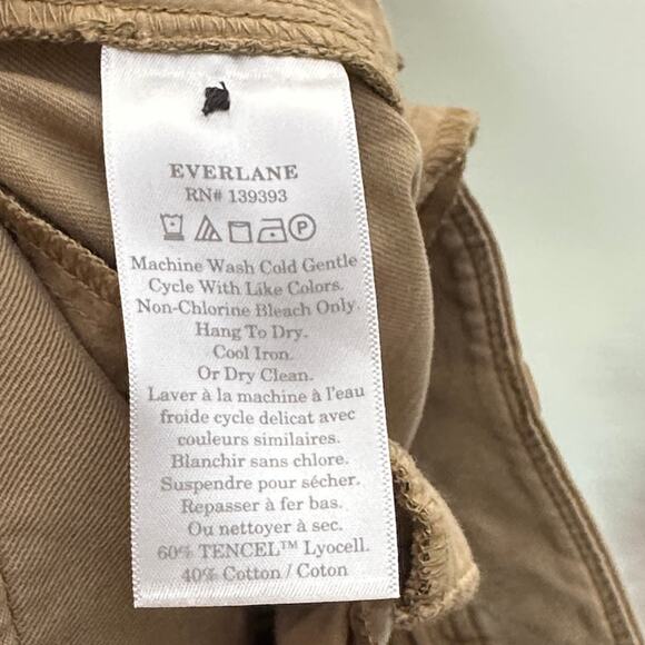 EVERLANE The Draper Taper Pant in Buttersmooth Ash Brown Tan Sz 2 Short {SS25} - Picture 5 of 6